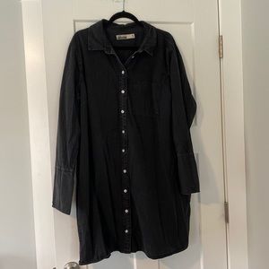 ASOS CURVE - Dress in black denim, long sleeves with buttons - Size UK 24/US 20